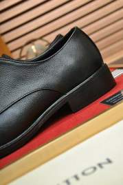 Picture of Louis Vuitton Shoes _SKU22516089SZ38-4413864